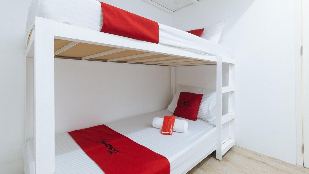 Bernwoods Extyn B&B Dormitory Iloilo Zewnętrze zdjęcie